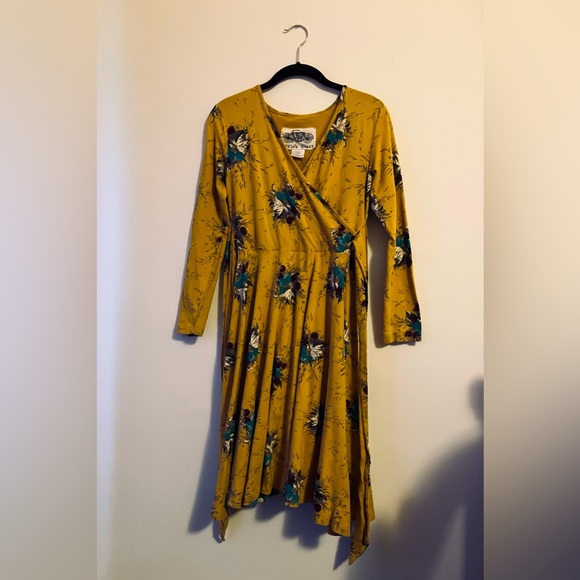 Effie's Heart Dresses & Skirts - Effie’s Heart Wrap Dress
